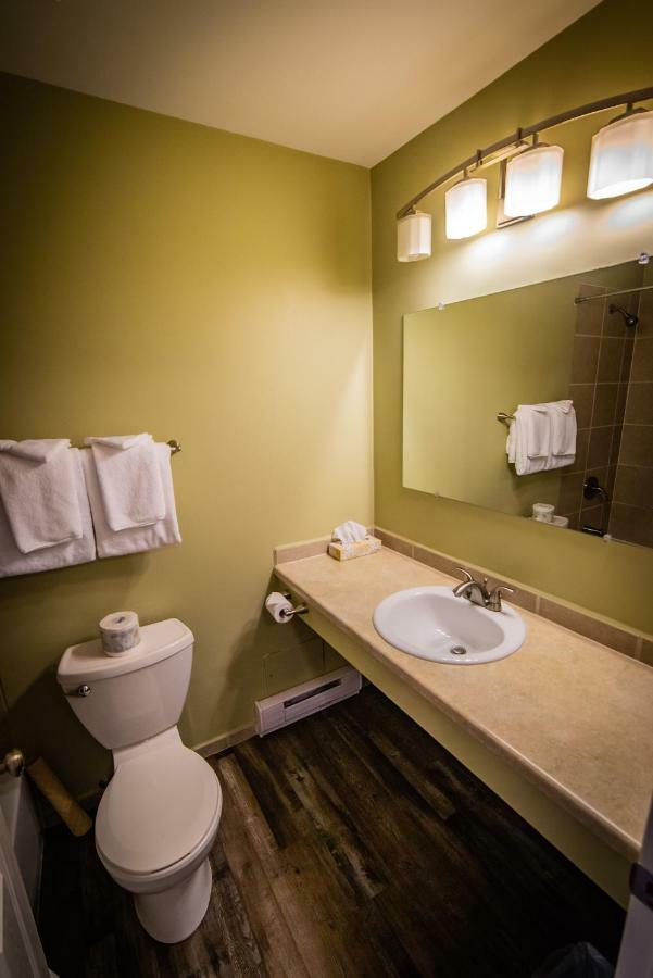 Alpine Inn&suites Motel 2*